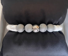 White Howlite & Silver Druzy Stretch Bracelet.