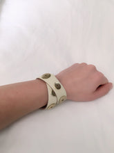 Cream leather double-wrap bracelet